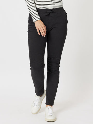 Tie Front Slim Leg Jogger Jean - Black